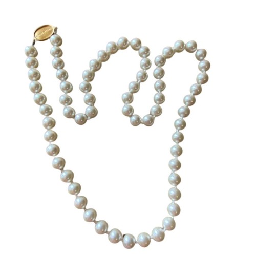Anne Klein 8mm White Pearl Strand 24" Necklace, Classic, Vintage 90's - Picture 3 of 6