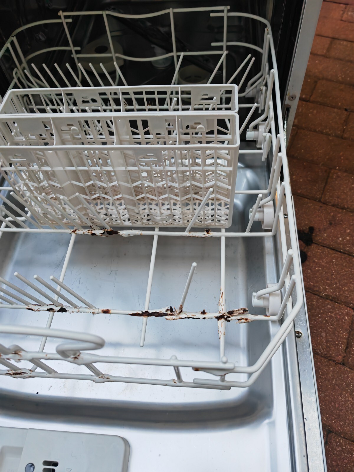 White Knight DW0945IA fully integrated slimline dishwasher eBay