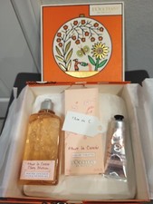 L'Occitane En Provence FLEURS DE CERISIER 3 Piece Gift Set