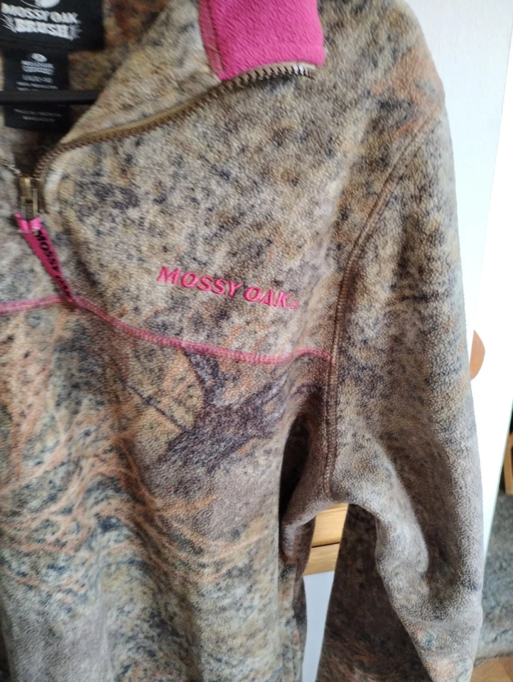 Camisa manga larga camuflada con cepillo de roble musgo. Mujer Talla L 12-14. Camuflaje y Rosa. Foto 2 de 4