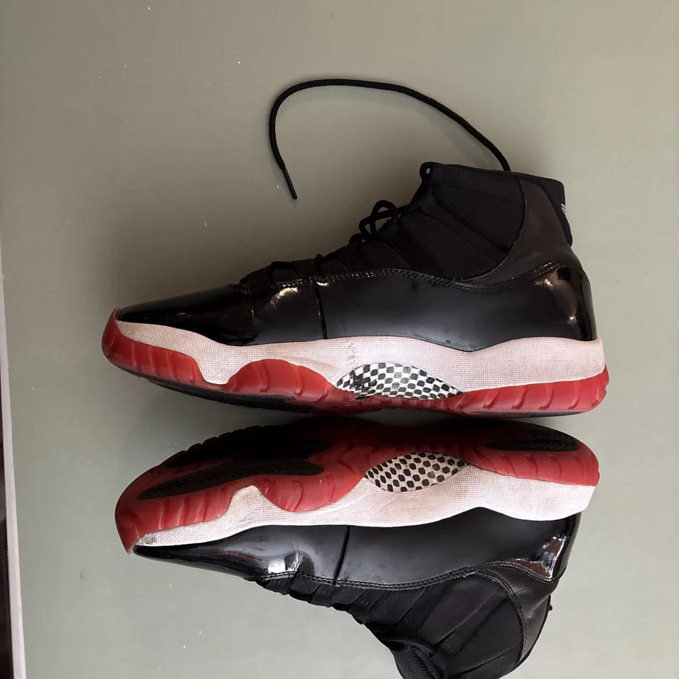 Size 11 - Jordan 11 Retro High Bred 378037-061 - Image 2 of 4