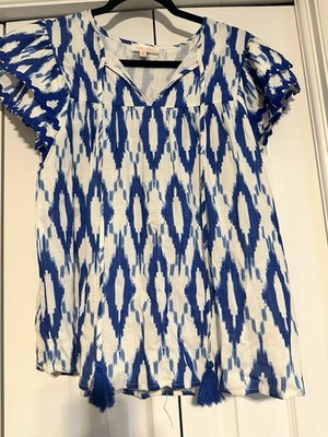 Flying Tomato Women's Blue White Geometric V-Neck Pullover Flutter Blouse, M