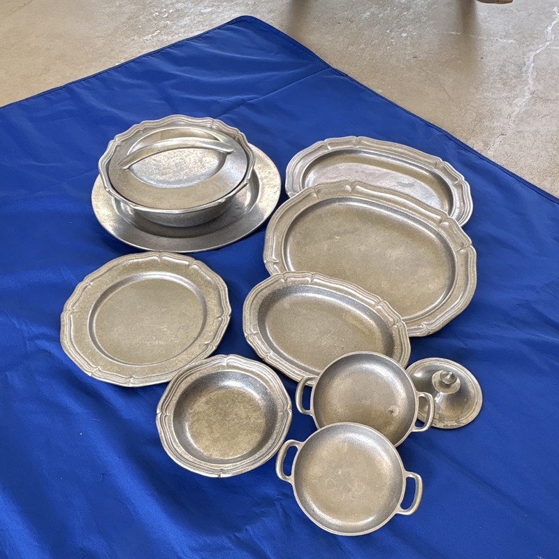 Pewter Mixed Lot Serving Platters, Trays & Bowls, the Wilton Company ￼
