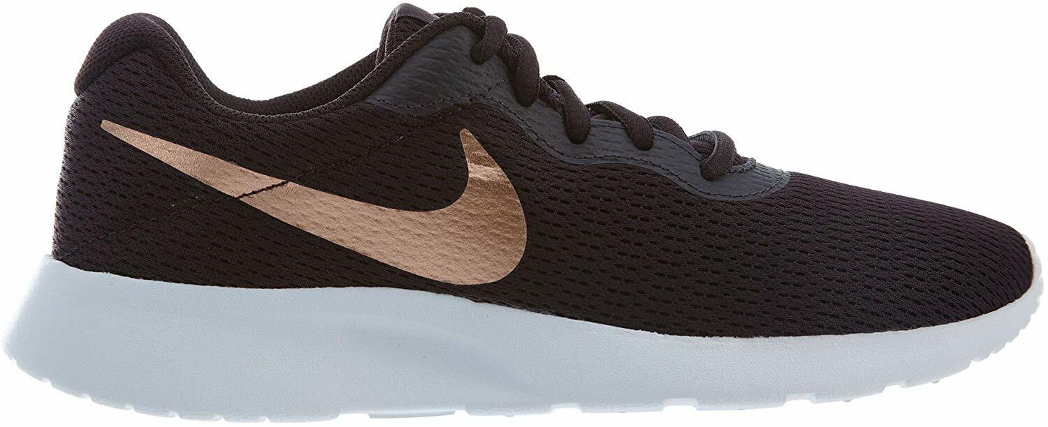 nike tanjun black metallic red bronze