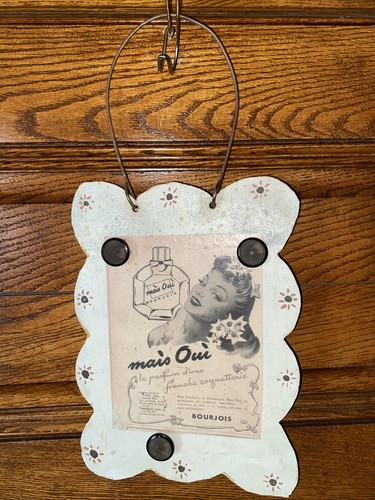 RARE Mais Oui Bourjois Ad MAGNETIC MESSAGE BOARD WALL Hanging Notes HOLDER Cute! - Picture 2 of 5