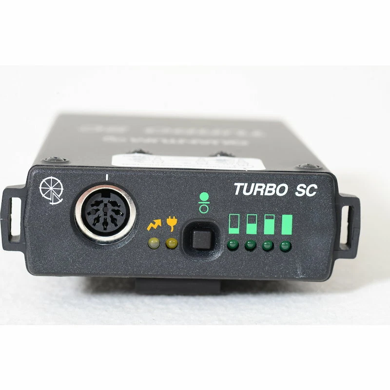 Quantum Turbo SC Slim Portable Power Pack for Flashes Aller Art - Image 3 of 3