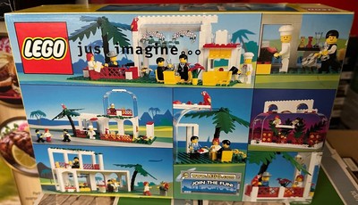 NEW LEGO 10037 Legend Breezeway Cafe | eBay