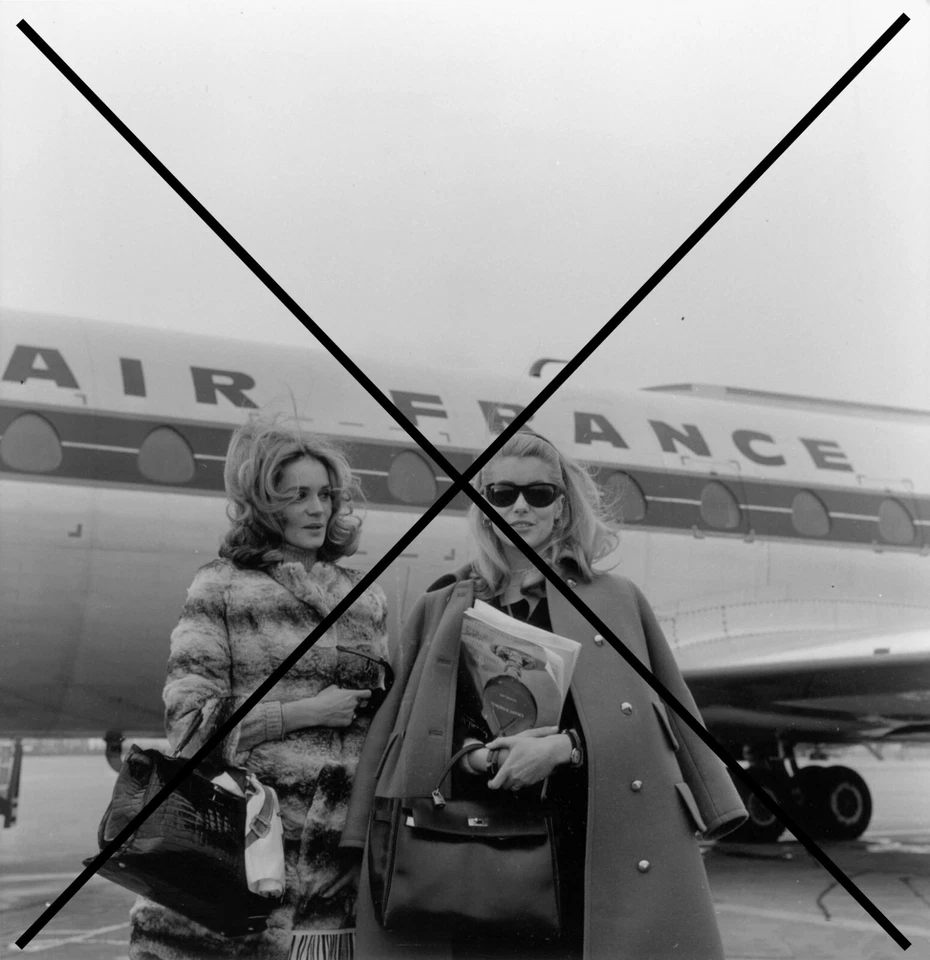 PHOTO DE FRANCOISE DORLEAC CATHERINE DENEUVE - Photo 1/1