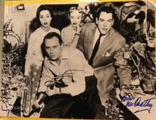 M-KEVIN MCCARTHY/DANA WYNTER Autographed PHoto from Body Snatchersw/coa