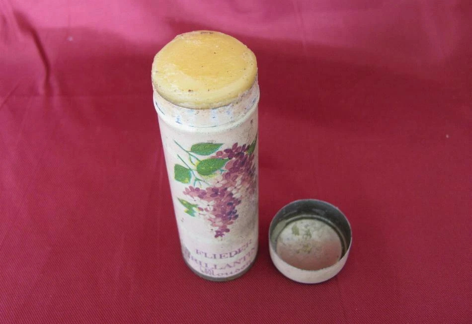 CREMA PARA EL CABELLO BRILLANTE FRANCESA VINTAGE AÑOS 30 CONTENIDO COMPLETO Foto 2 de 4