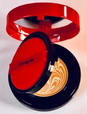 Red Vita Luminant Concealer Pact (SPF50+/PA+++) | Color:Light Biege