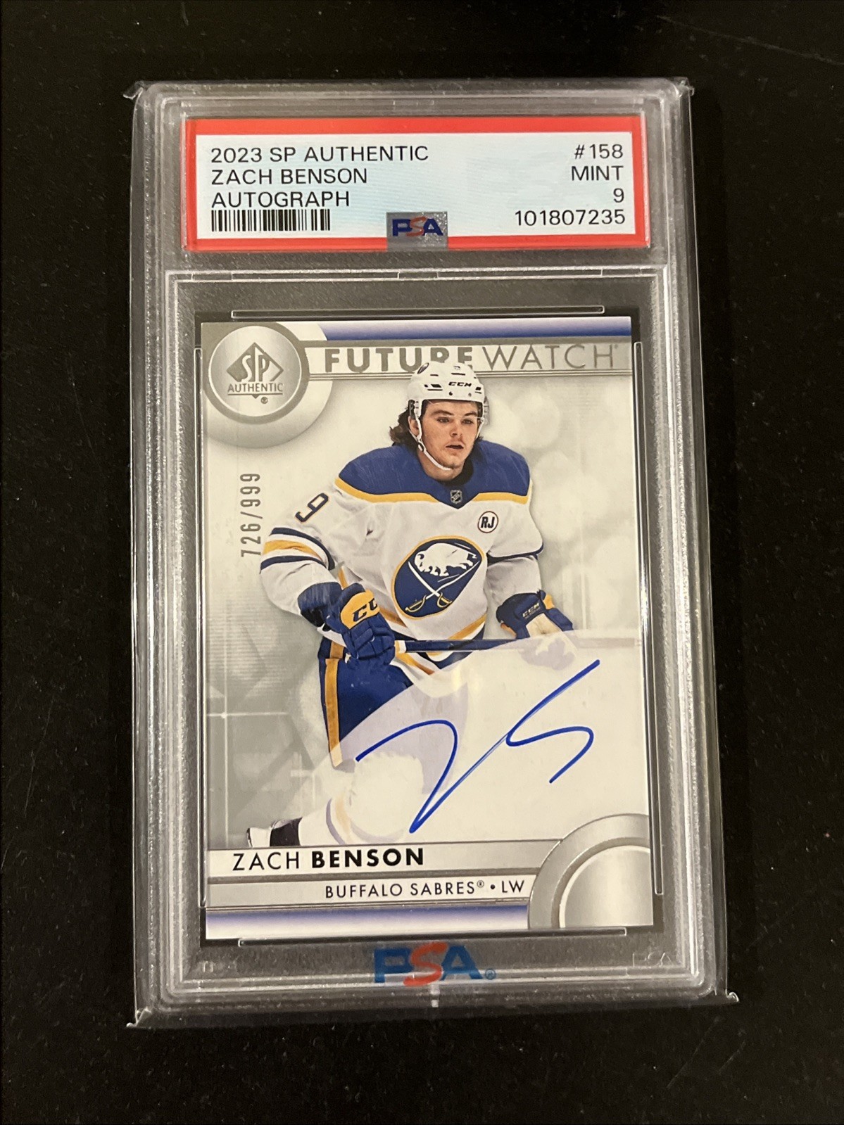 2023-24 SP Authentic Future Watch Auto Zach Benson #158 RC AU /999 PSA 9
