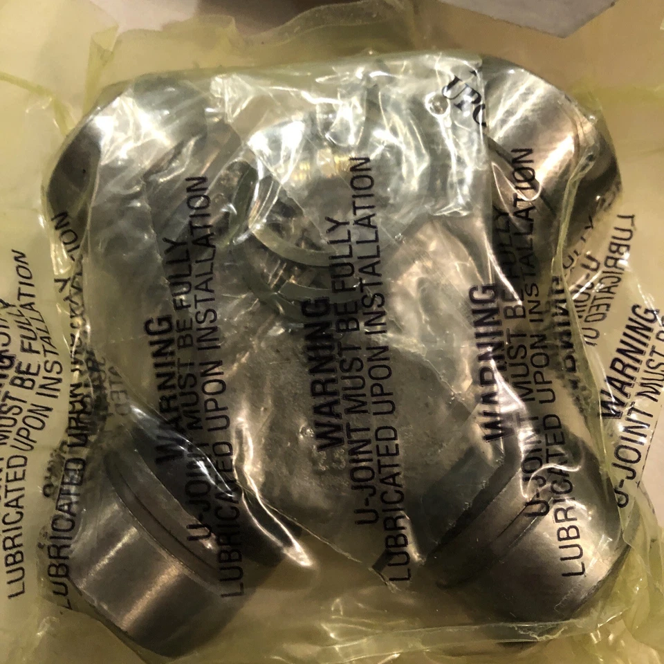 NUEVO OEM GM Universal Joint Kit 19470449 Chevy GMC Buick Cadillac Pontiac Foto 3 de 4