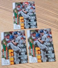 Walker Buehler 2020 Topps Holiday Santa Hat Photo Variation Card #HW114 + 2 BASE
