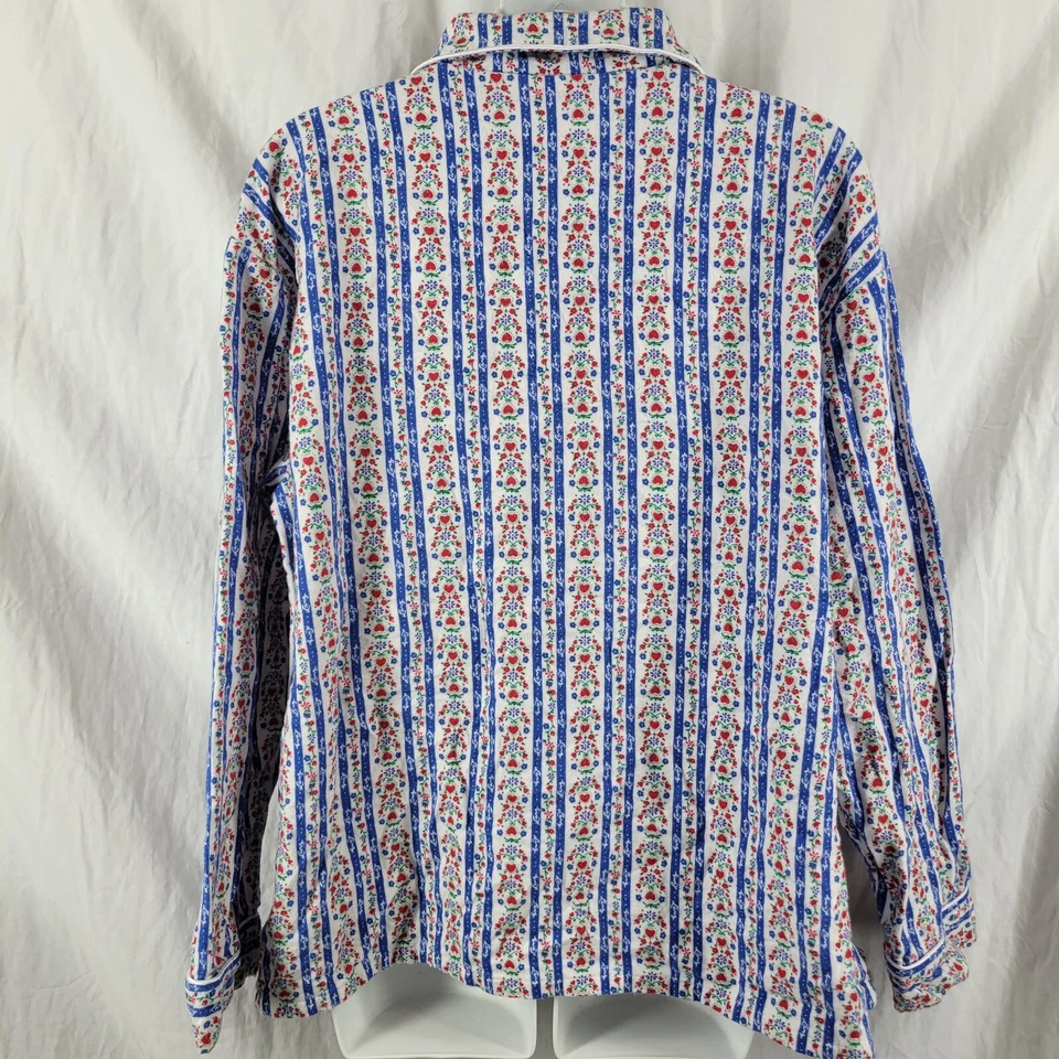 Lanz of Salzburg women's flannel pajamas Size Medium Blue Red Hearts Cottagecore - Image 4 of 4