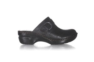 boc black clogs