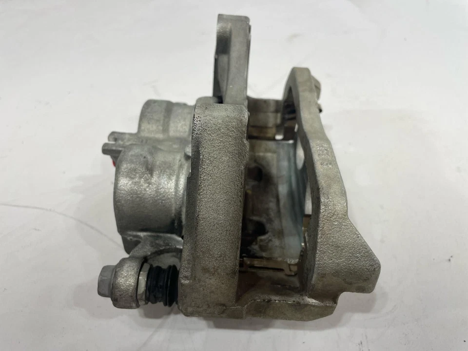 Fits 2022 - 2025 INFINITI QX60 Front RH Passenger Brake Caliper 410006TA0A OEM - Image 2 of 4