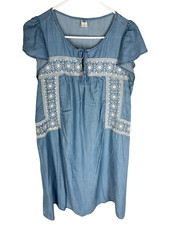 OLD NAVY Dress Size Medium Floral Embroidered Chambray Flutter Sleeve Summer