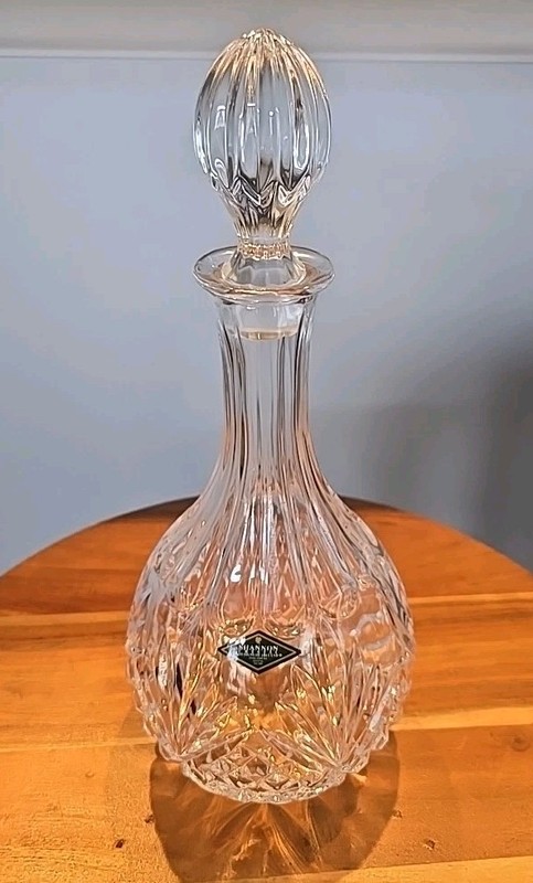Shannon Crystal Ireland Liquor Decanter Barware Elegant 24% Lead Vintage 1990's