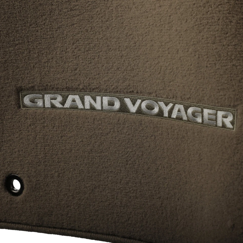 Juego completo de alfombrillas originales Mopar 2012 Grand Voyager 1JS30HL5AE Foto 3 de 4
