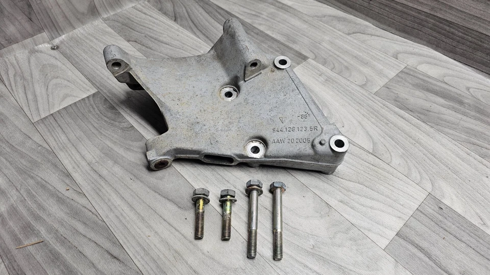 PORSCHE 924 944 ALTERNATOR A/C COMPRESSOR Mounting MOUNT BRACKET 944.126.123.5R - Image 3 of 4