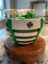 New Terramoto St. Patrick's Day Shamrock Set of 3 Nesting Bowls