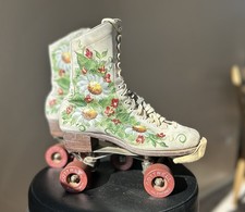 Vintage Chicago Roller Skate Co Hippie Floral Kitsch 1970  s Cottrell Silentred