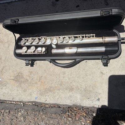 First Act Student Flute Silver Plated w/ Hard shell Carrying Case
