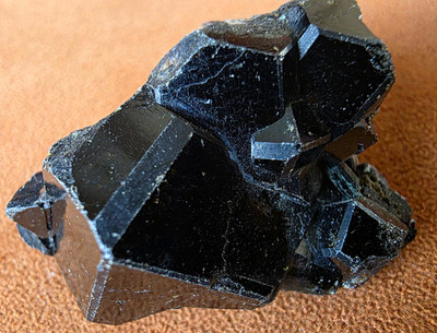 Schwarzer Granat natürlicher Kristall Cluster Probe Mineralien/Kristalle
