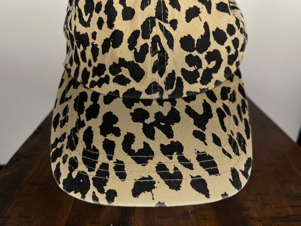 Gorra David and Young Correa Trasera Adulto Talla Única Beige Estampado Leopardo Algodón Foto 3 de 4