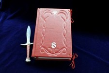 The Complete Lord Of The Rings – Red Book Of Westmarch Leatherbound Book Replica
