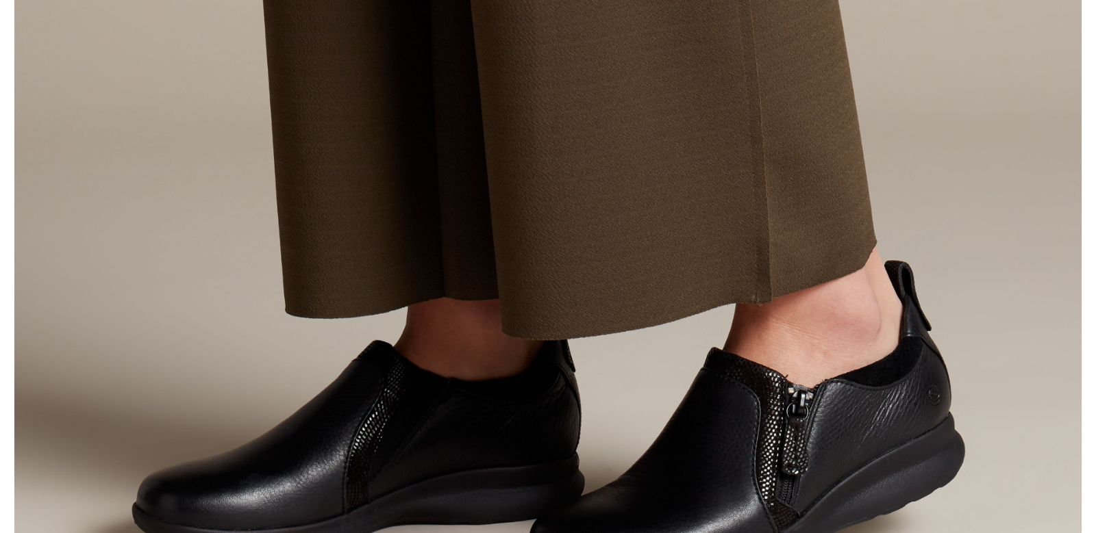 clarks un adorn zip aubergine