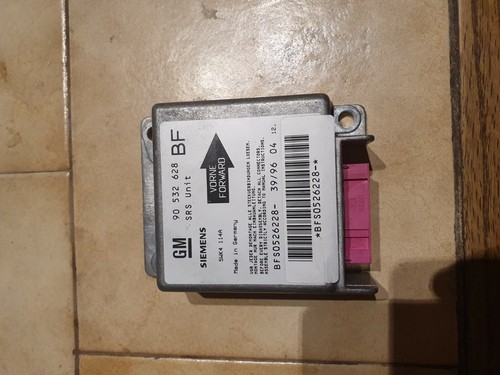 Opel Corsa B Airbagsteuergerät Steuergerät 90532628 BF Siemens 5WK4 114A