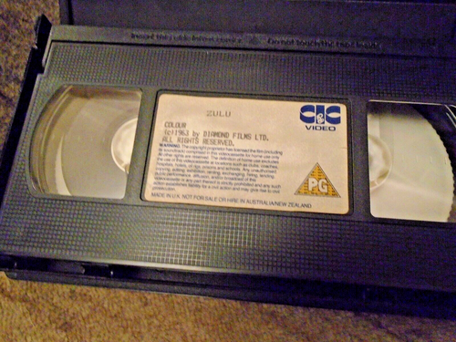 ZULU (1964) - Michael Caine - VHS Tape - PAL - VGC - Picture 3 of 3