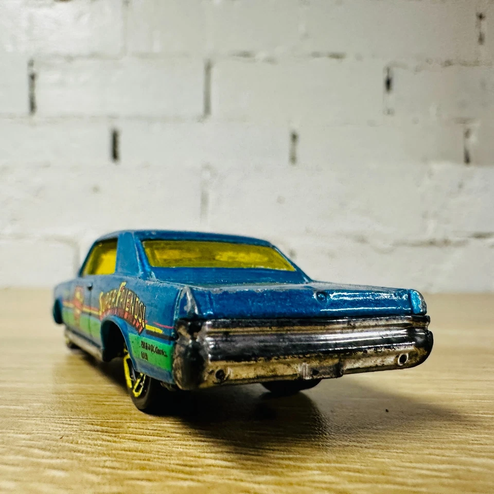 65 Pontiac GTO 2013 Superman 2/6 DC Super Friends azul verde Foto 4 de 4