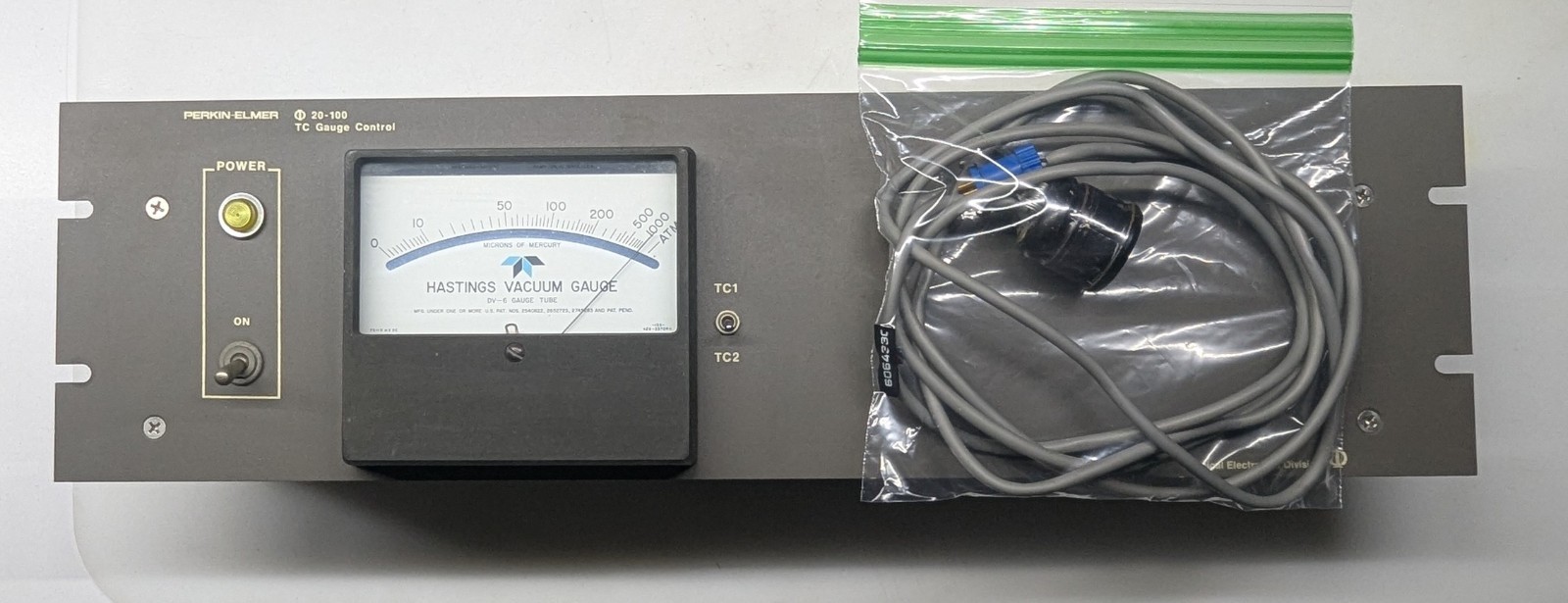 Perkin-Elmer 20-100 TC Gauge Control / Hastings Vacuum Gauge DV-6 / EVT-6