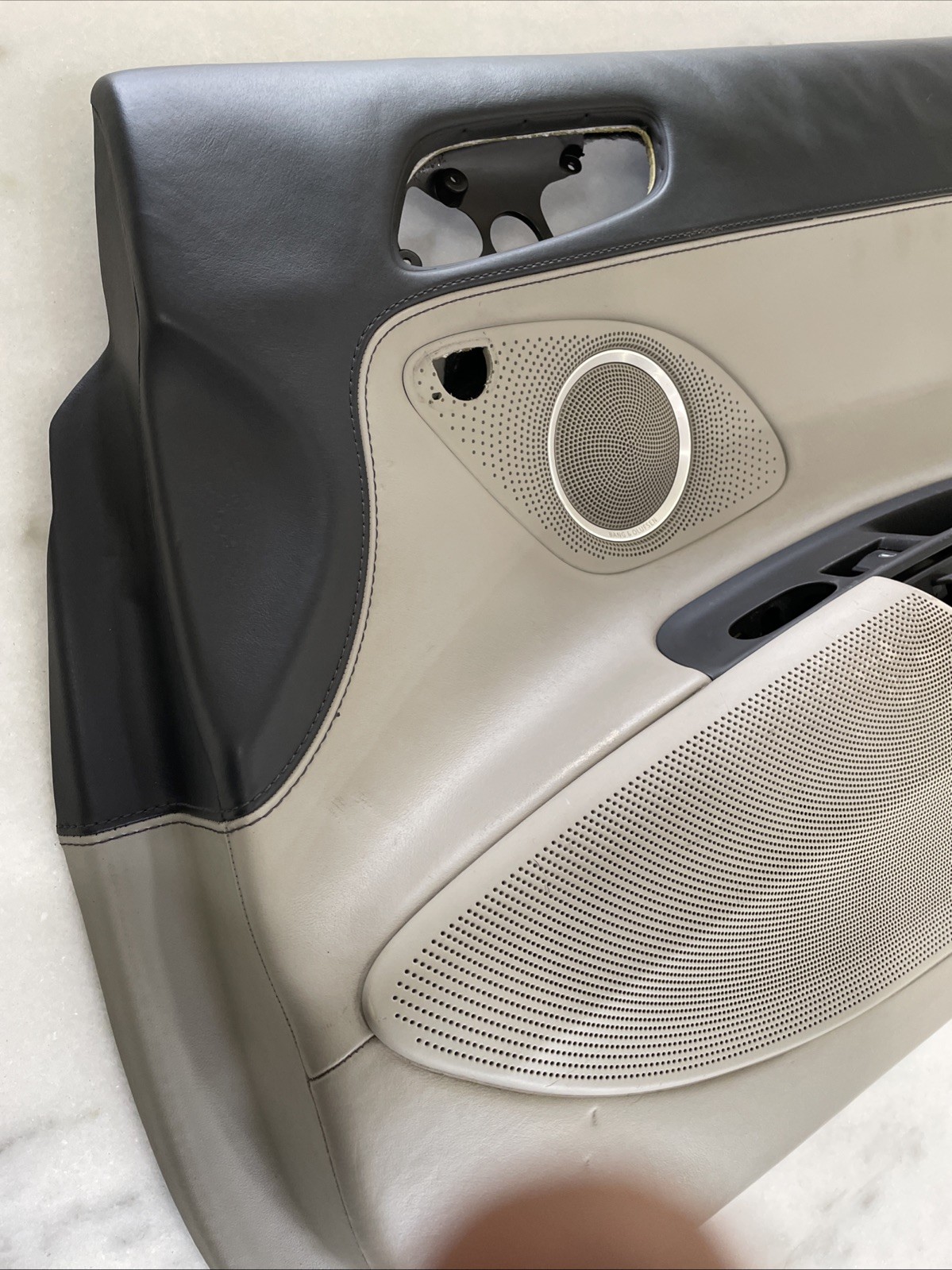 2009- 14 AUDI R8  INTERIOR PASSENGER RIGHT DOOR PANEL OEM BEIGE AND BLACK