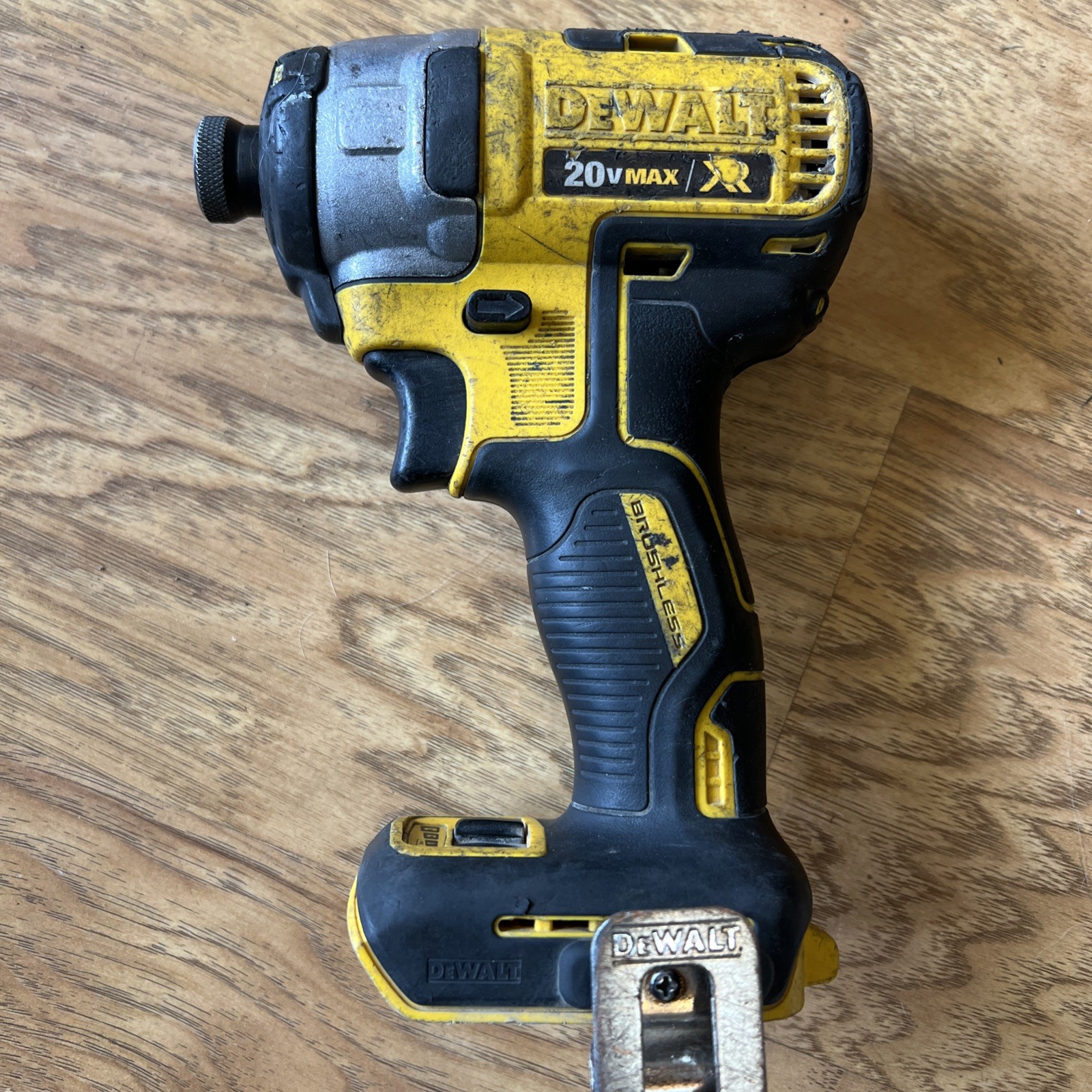 DeWALT DCF887 20V Impact Driver