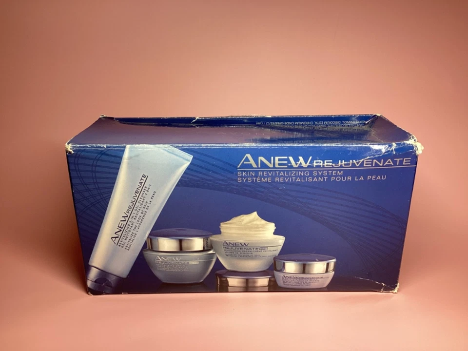 Avon Anew Rejuvenate Skin Revitalizing System Gift Set Brand New - Image 2 of 3