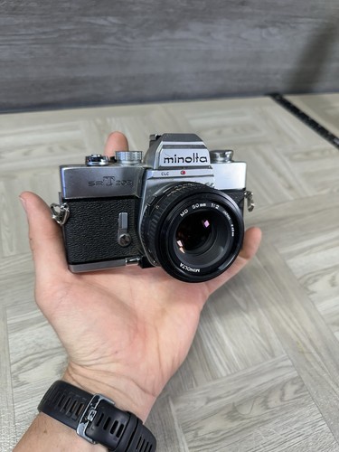AS IS UNTESTED Minolta SRT 202 SLR Film Camera + Minolta 50mm Lens