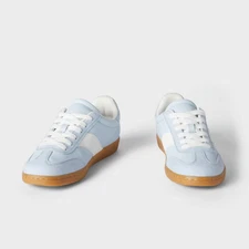 Universal Thread Women's Fashion Sneakers Memory Foam Lace Up Low Top