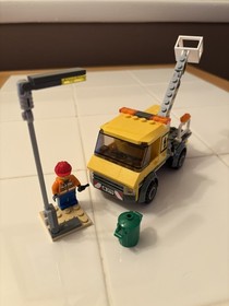 LEGO CITY Repair Truck (#3179) 100% Complete with Instruction Manual