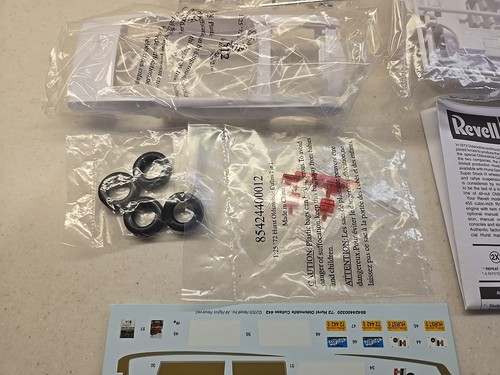 Revell 72 Hurst Olds Oldsmobile Cutlass 442 Convertible 2N1 !!Sealed ...