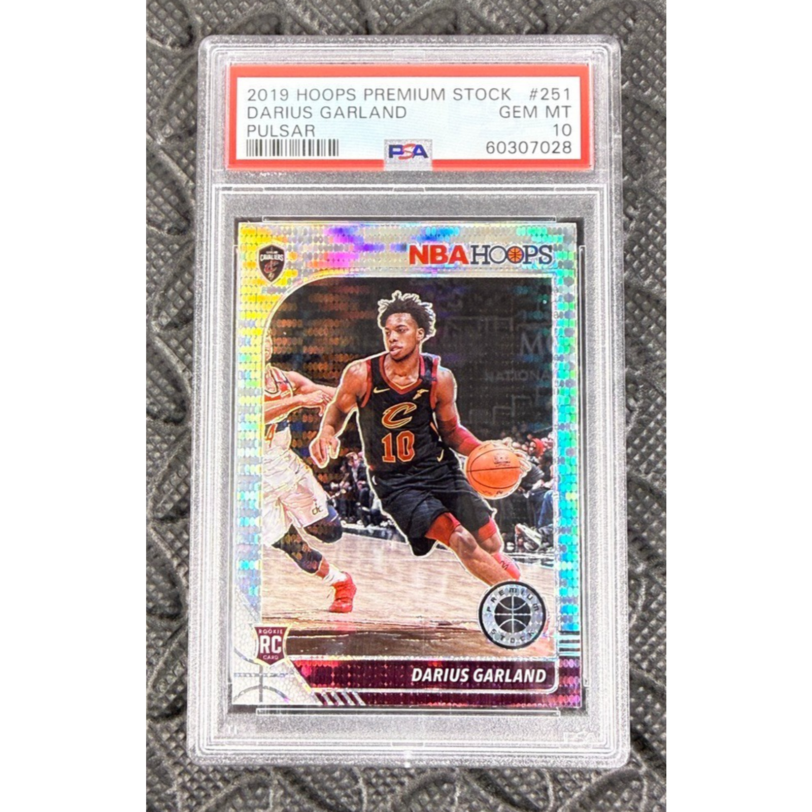 2019 Hoops Premium Stock Darius Garland Pulsar Prizm RC #251 PSA 10 Gem Mint CLE