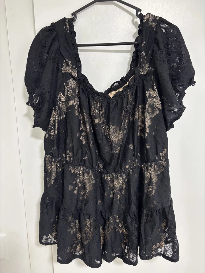 Top Torrid para mujer 3X Babydoll negro de encaje con capas mangas cortas caprichoso Foto 2 de 4