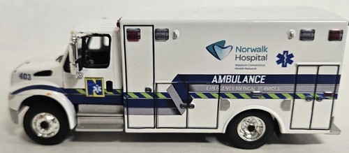 1/64 GREENLIGHT Custom Norwalk Hospital International DuraStar Ambulance #33041 - Picture 5 of 6