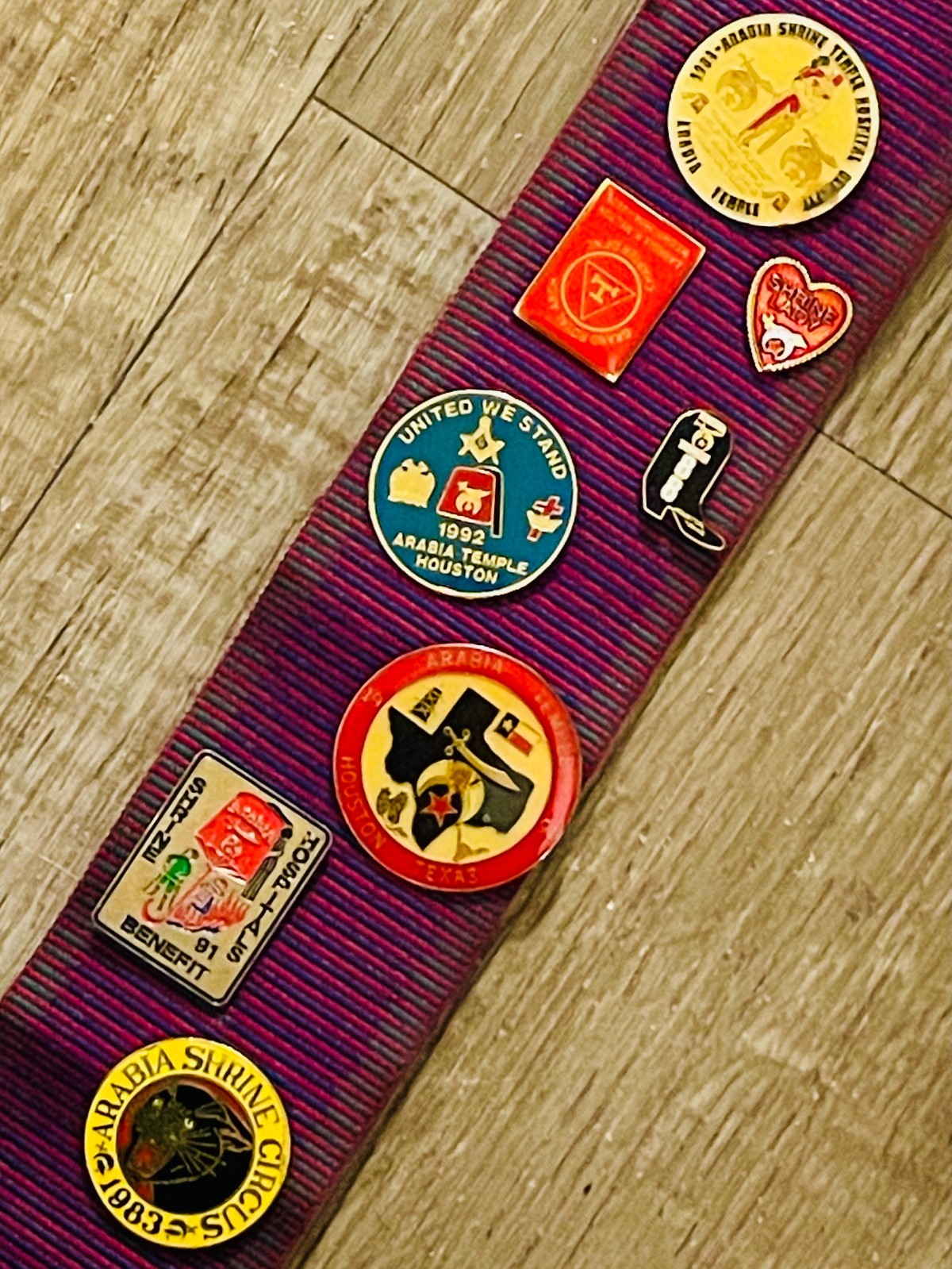 8 COLLECTIBLE LION'S CLUB PINS-LAPEL-HAT-GUITAR STRAP-VINTAGE AND NEW-READ DESCR