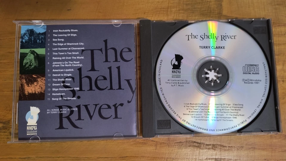 Terry Clarke Music CD - The Shelly River [WORN CD / FAST SHIPPING] Foto 2 de 4