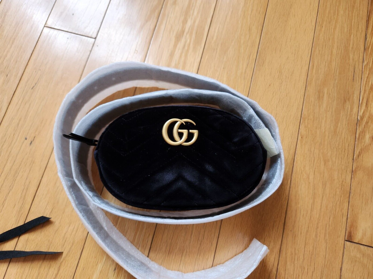 EUC GUCCI Velvet Matelasse GG Marmont Belt Bag Black size 95 EUC GUCCI Velvet Matelasse GG Marmont Belt Bag Black size 95