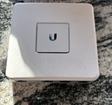Ubiquiti Networks UniFi Security Gateway USG - White Unit Only No Cords